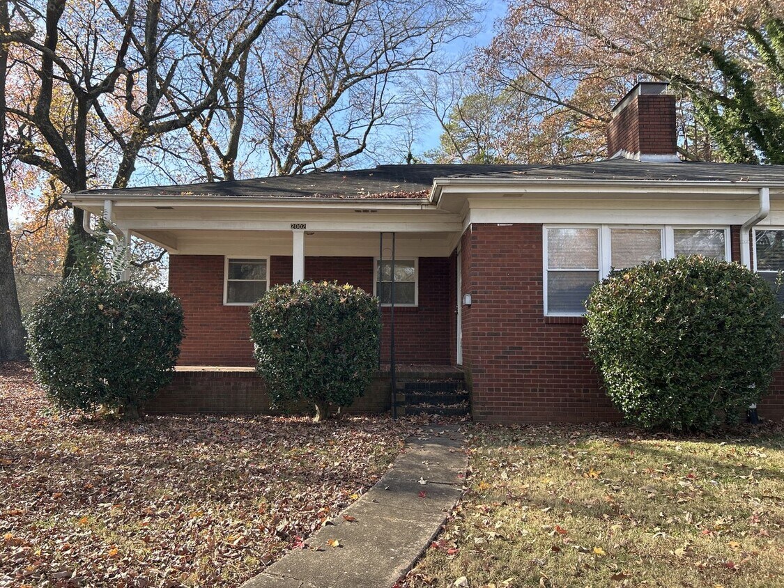 T.R. Lawing Realty Property House Rental in Charlotte, NC