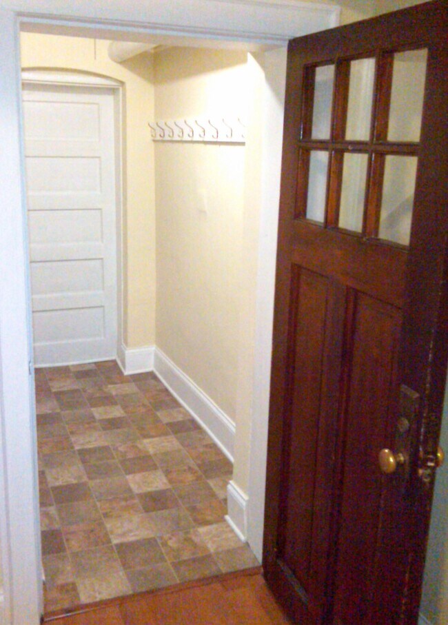 Foto del edificio - 6759 W Wrightwood Ave