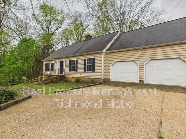 Foto del edificio - 6724 Forest Dr