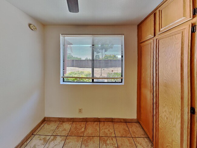Building Photo - Antioch 3 Bedroom/2.5 Bathroom Home Availa...