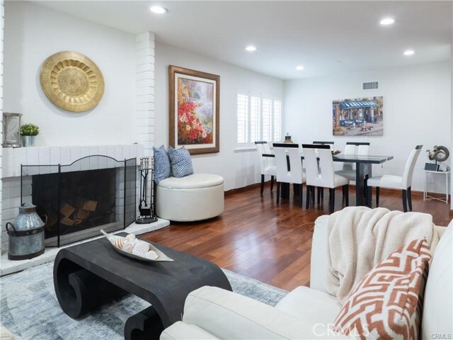 Foto del edificio - 1324 Deeplawn Dr