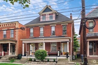 Building Photo - 27 E 2nd Ave