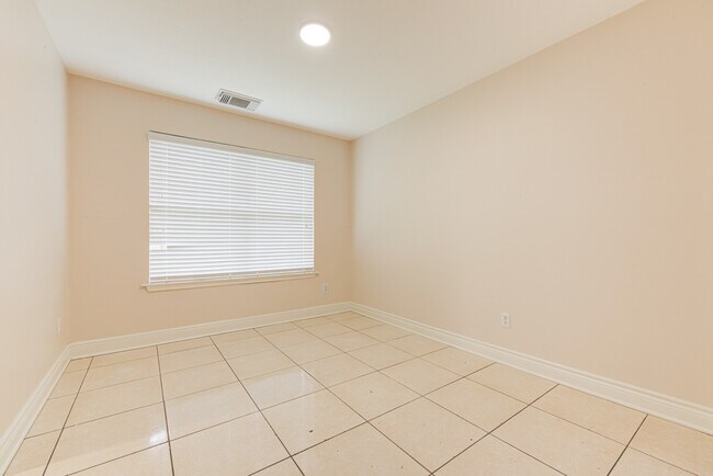 Foto del edificio - 7322 Parkland Manor Dr