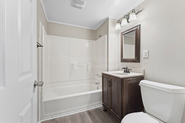 Foto del edificio - 24440 Sylvan Ave