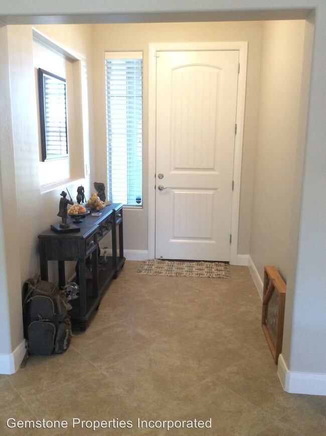 Foto del edificio - 3 br, 2 bath House - 716 North 2875 West
