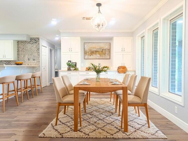 Foto del edificio - 112 Farm to Market 1042