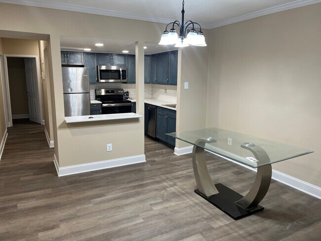 Foto del edificio - 10115 Prince Pl