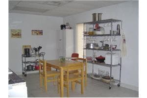  - 513 N Roseville St