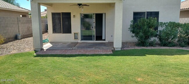 Foto del edificio - 3930 W Hackamore Dr