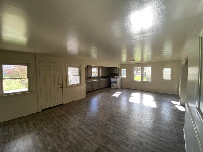 Building Photo - 14 Stoltzfus Ln