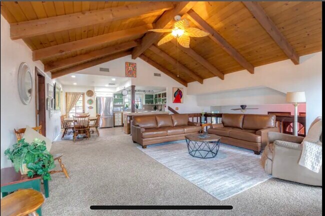 Building Photo - 43463 Crystal Cave Cir