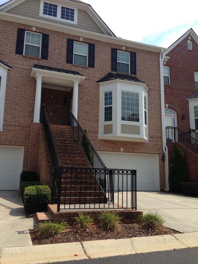 Building Photo - 6133 Briggs Way