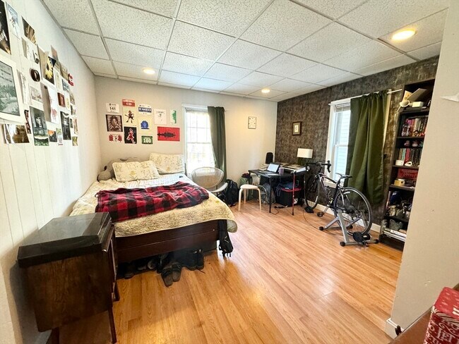 Foto del edificio - 105 Buttonwood St