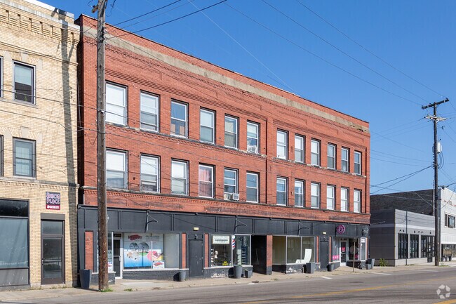 Foto del edificio - Edison Apartments and Retail