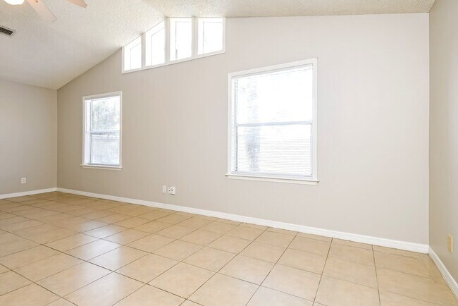 Foto del edificio - 5166 Clarion Hammock Dr