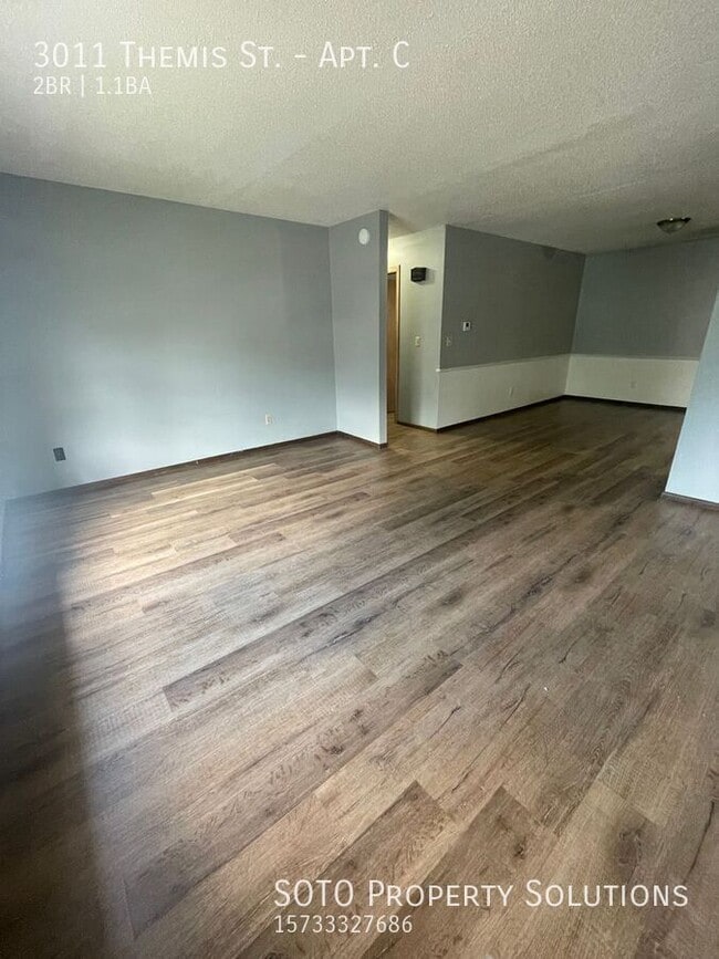 Building Photo - 3011 Themis St
