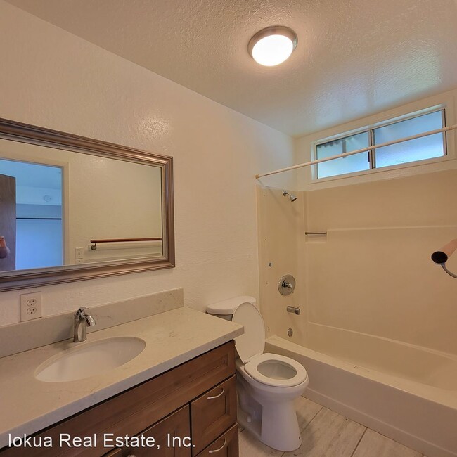 Building Photo - 3 br, 3 bath House - 15-1662 Paradise Dr-Main