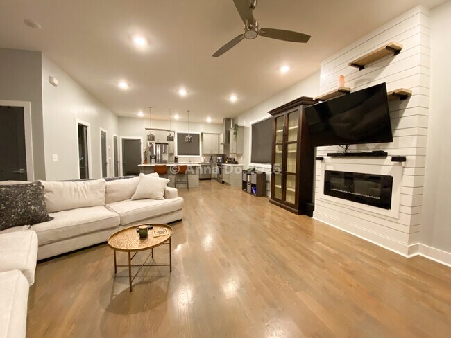 Foto del edificio - 809 21st Ave N