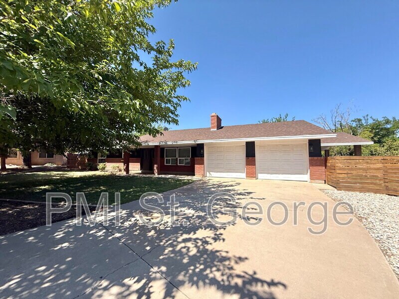 Primary Photo - 1149 E Elder Cir