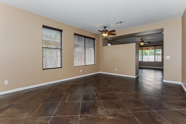 Building Photo - 4128 E Desert Sands Pl