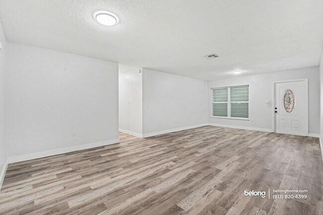 Foto del edificio - 22257 Yonkers Ave