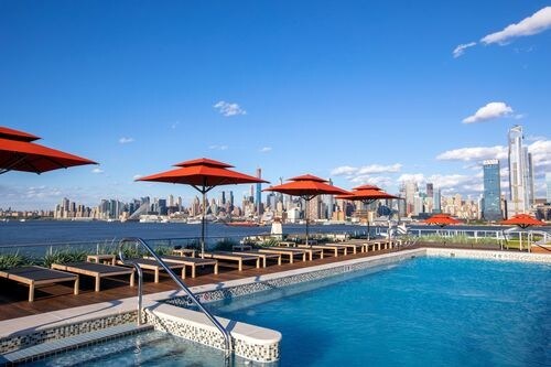 Foto del edificio - 7705 Marine Rd
