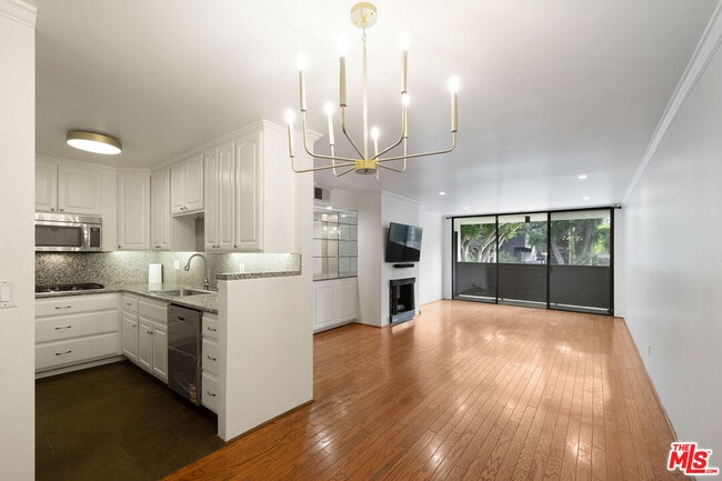 Building Photo - 911 Kings Rd