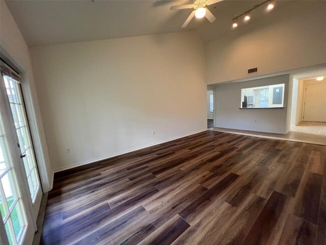 Building Photo - 4941 SW 91st Terrace