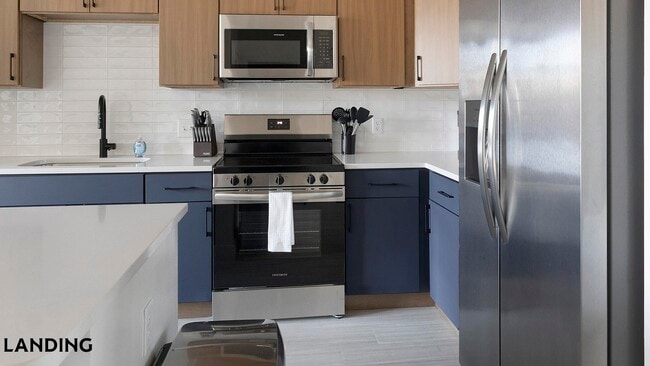 Building Photo - 1007 S Mint St