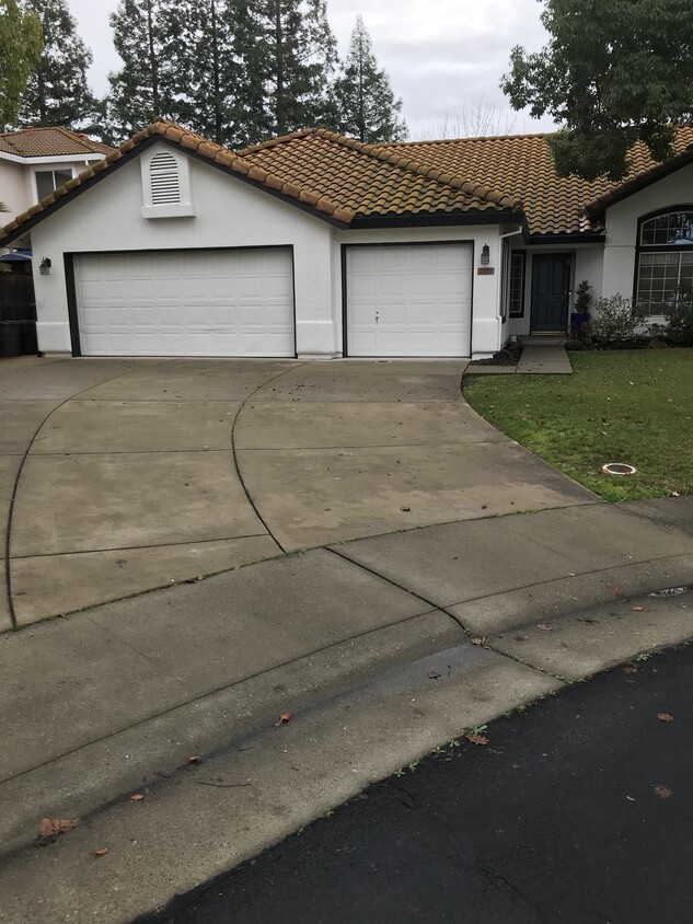 Foto principal - 5237 Swindon Rd