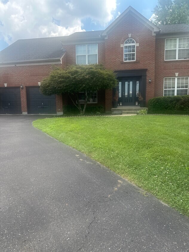 Foto del edificio - 7320 Lakota Springs Dr