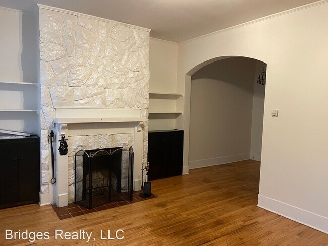 Building Photo - 1 br, 1 bath House - 2136-B McDowell Stree...