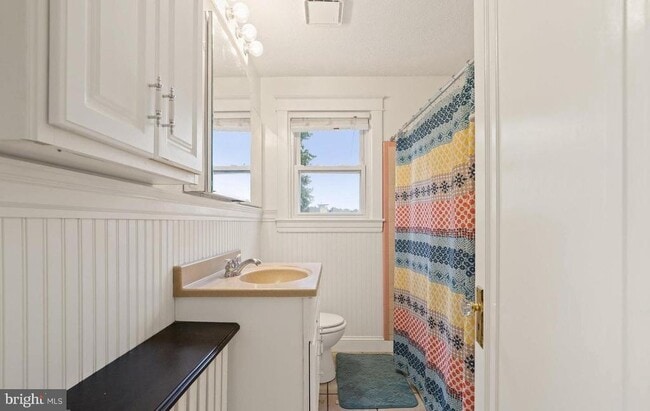 Building Photo - 7844 St Thomas Dr