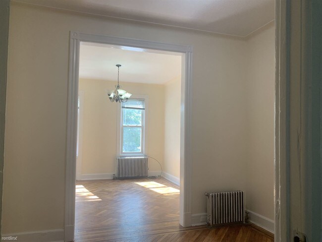 Building Photo - 3 br, 1 bath House - 1229 New York Ave
