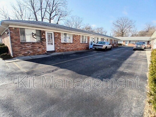 Foto del edificio - 5517 Douglas Rd