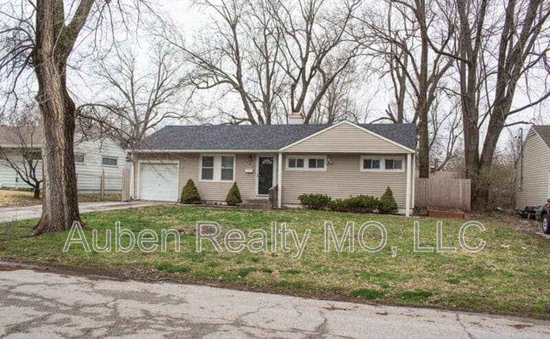 Primary Photo - 7400 E 109th St