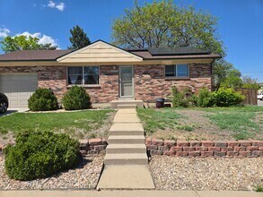 Building Photo - 2143 Fisher Way