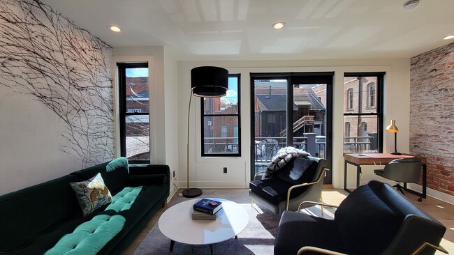 Foto del edificio - Station House Suite B is a stunning 2 bedr...