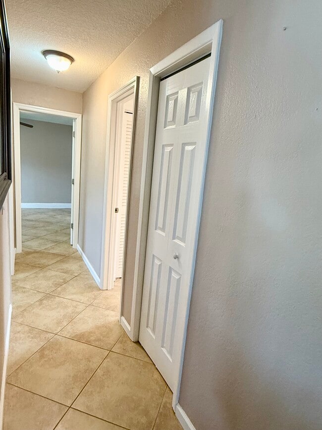 Foto del edificio - 4427 Tuna Dr