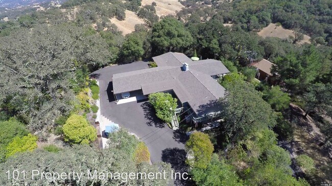 Foto del edificio - 4 br, 4 bath House - 441 Vichy Hills Dr