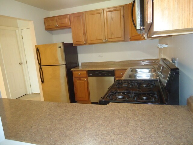 16W585 Mockingbird Ln, Willowbrook, IL 60527 Rentals - Willowbrook, IL