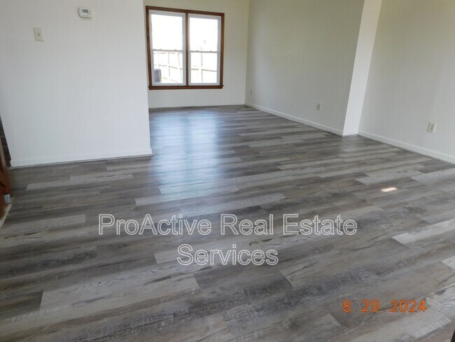 Foto del edificio - 1461 Thamesford Dr