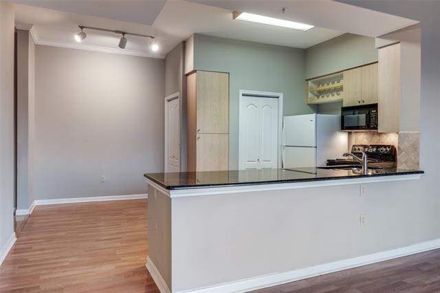 Building Photo - 3225 Turtle Creek Blvd Blvd