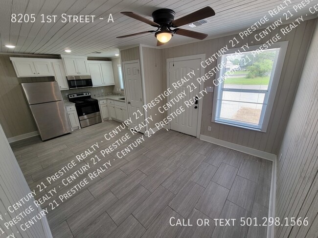 Building Photo - 8205 1st St