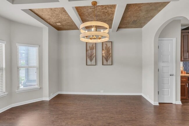 Building Photo - 1370 Long Acre Dr