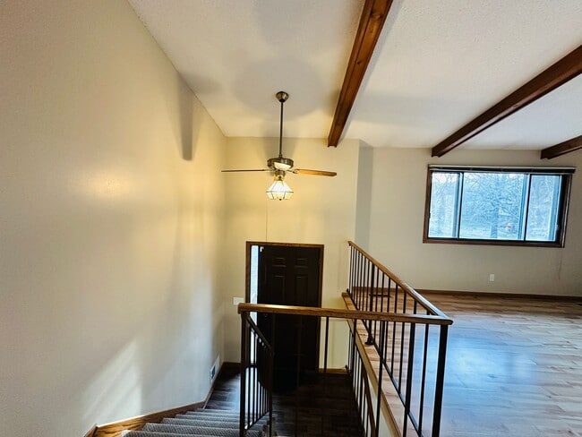 Building Photo - 840 Martha Lake Ct