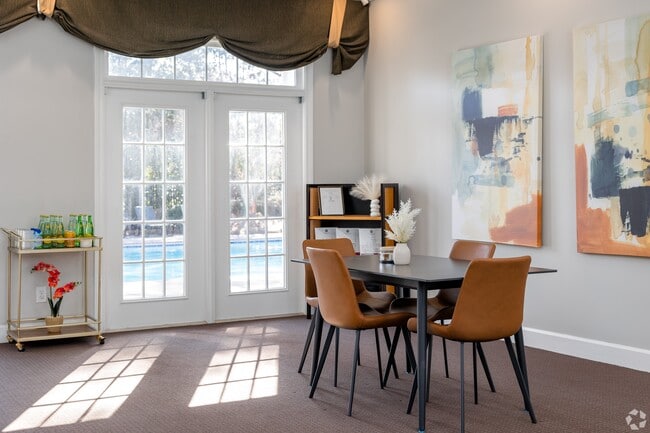 Photo - Cherokee Summit Apartments