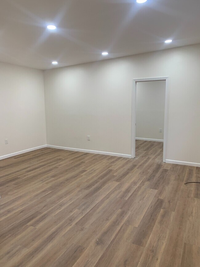 Foto del edificio - 72 N 13th St