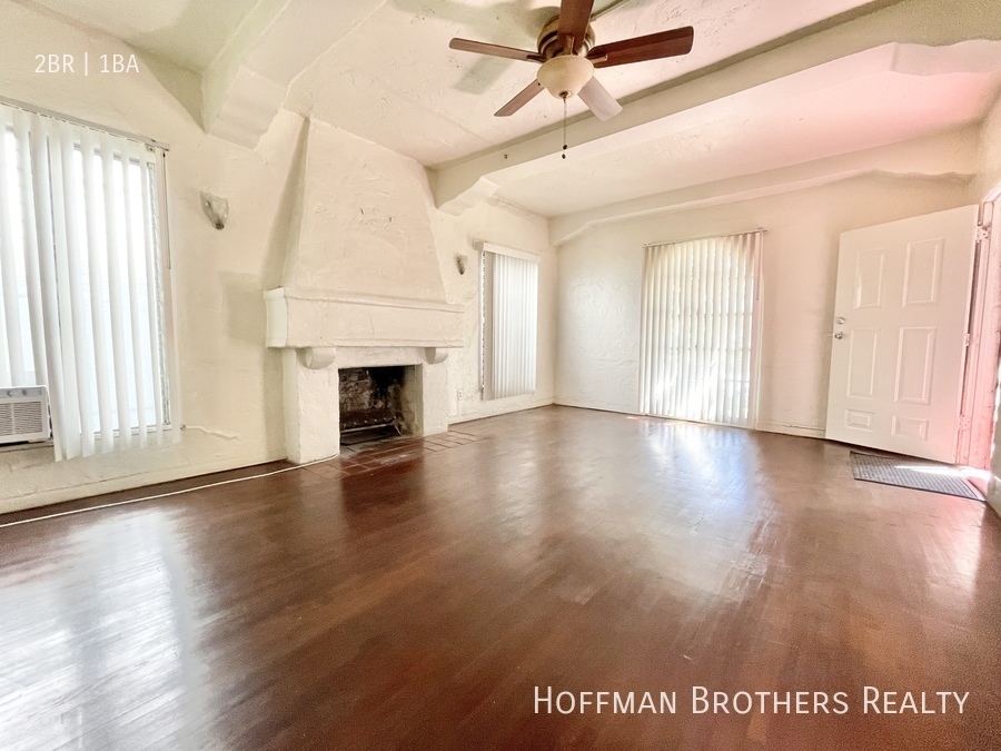 Foto principal - 8759 Cashio St