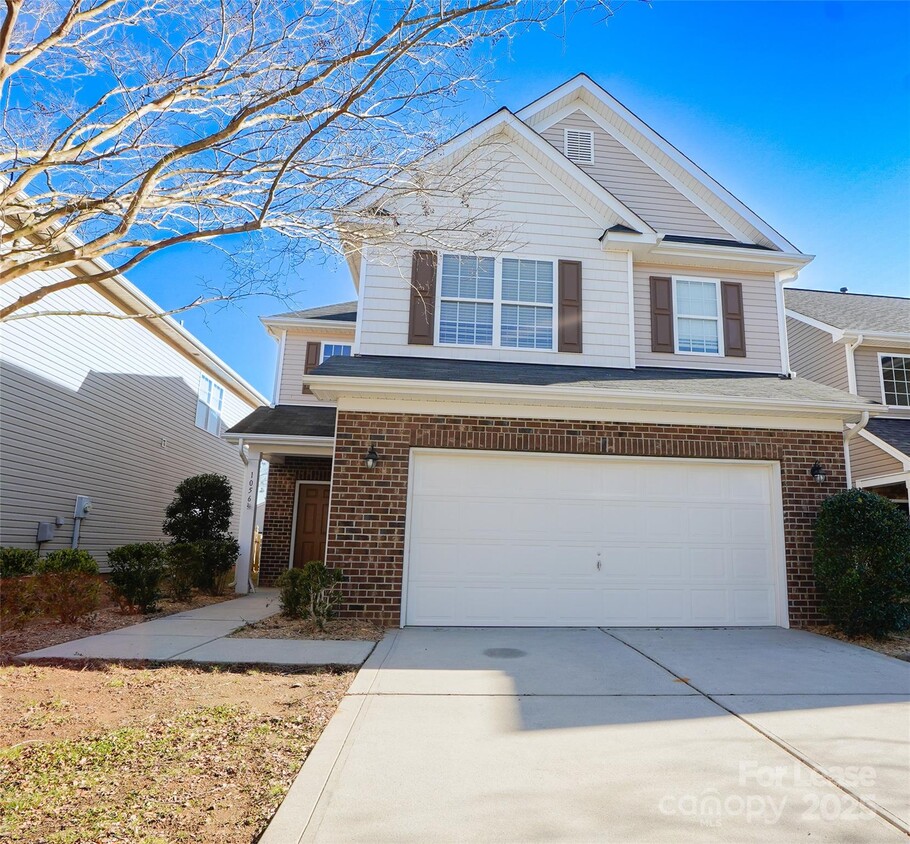 Foto principal - 1056 Mountain Laurel Ct